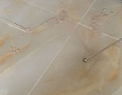 下城瓷砖空鼓维修公司分享粘合剂选择不当在瓷砖铺贴过程中可能导致以下问题